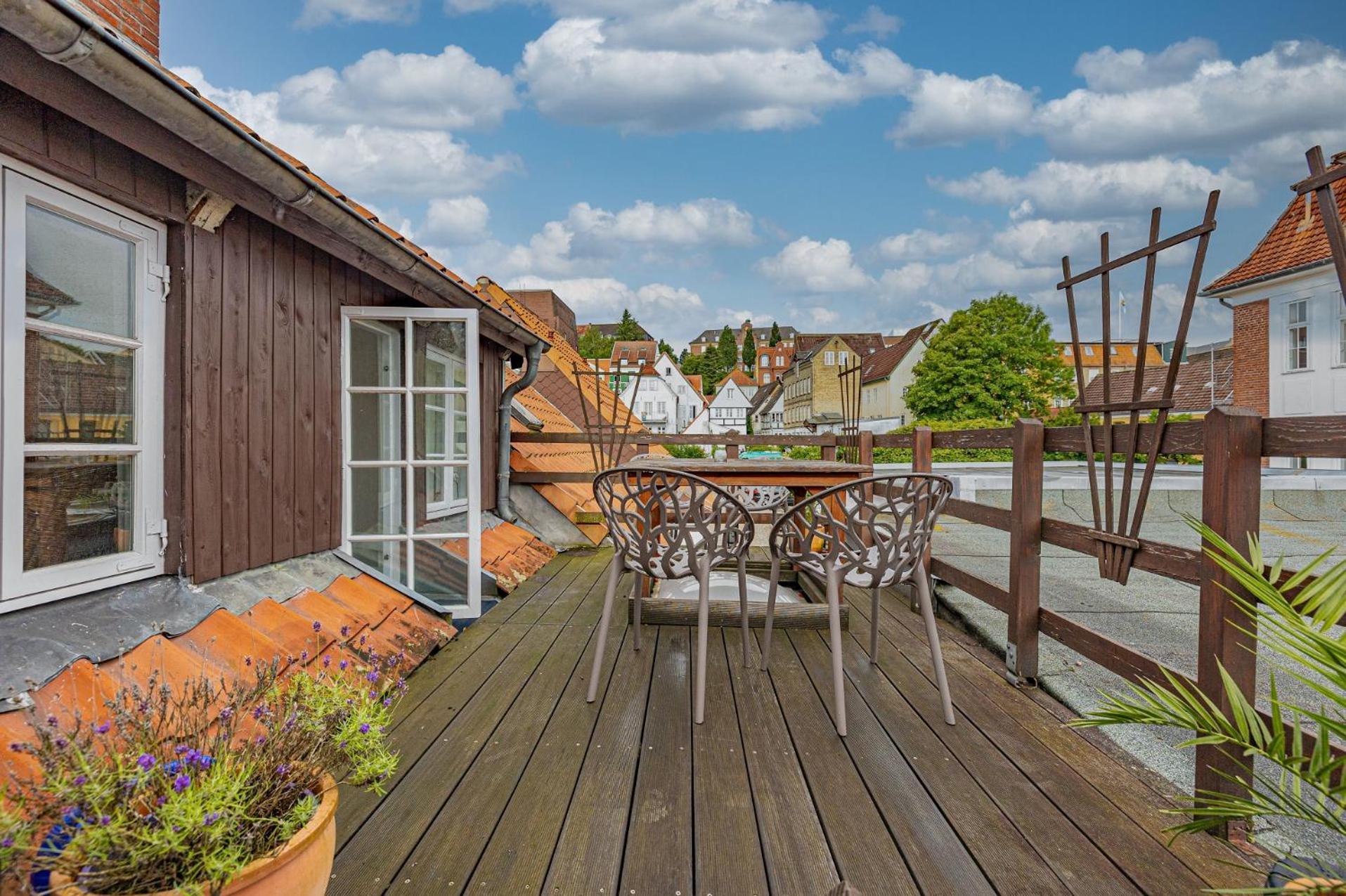 Fewo1846 - Kaete-Lassen-Huus - Uriges Haeuschen Auf 3 Ebenen Mit Dachterrasse Am Hafen Flensburgo Esterno foto